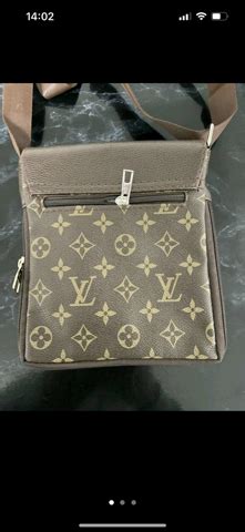 louis vuitton umhängetasche herren fake